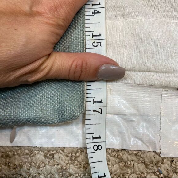 Lot of Two Graphic Neutral‎ Colored Pillow Covers - Picture 7 of 7